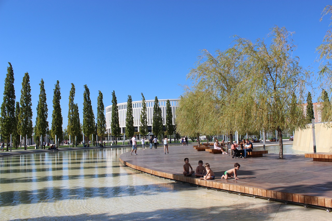 她们坚韧不 她们坚韧不